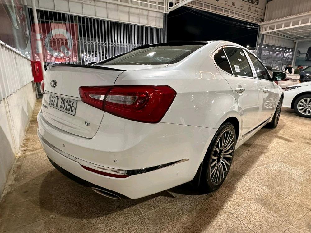 Kia Cadenza